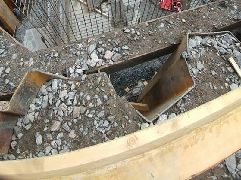 Patriam Stocksund, schakt med spontväggar och armering